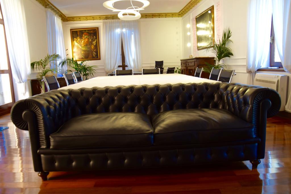 Ball Apartments Loc 04163 Верона Номер фото
