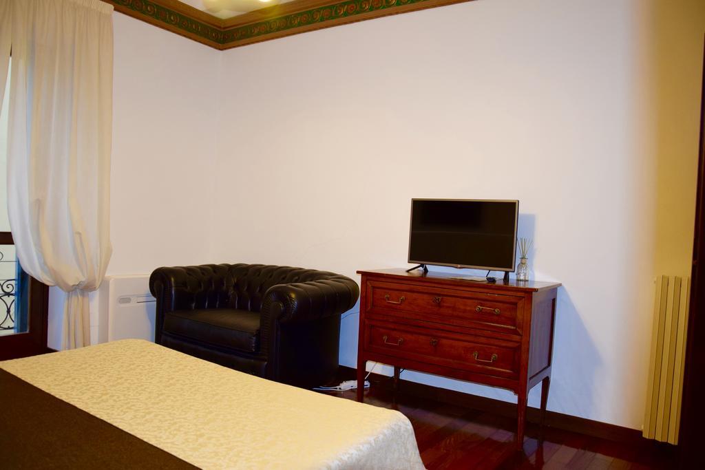 Ball Apartments Loc 04163 Верона Номер фото